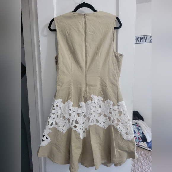 Derek Lam New York Collective Khaki Dress size 12 - Picture 2 of 3